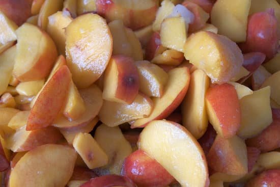 canva sliced ripe peaches MAEB qrPgqk