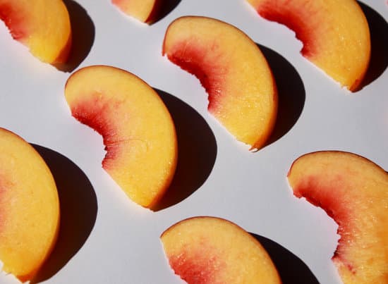 canva slices of peaches MAEtyqpKANY