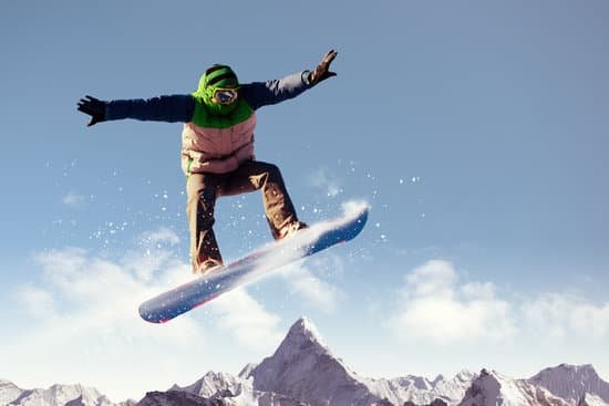 canva snowboarding MACevllv2Zs