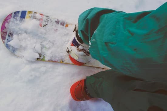 canva snowboarding MAED2qJwD1E