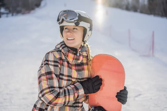 canva woman snowboarder on a winter day at a ski resort MAELBqoVqHA