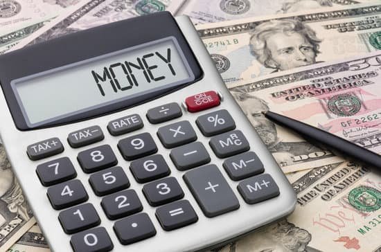 canva calculator with money money MADAUCFtmYQ