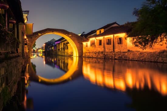 canva chinese watery town at night nanxun town zhejiang province china MADCXJJMqAc