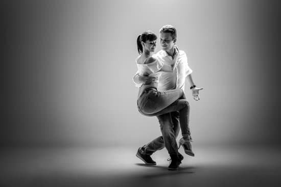 canva couple dancing social dance