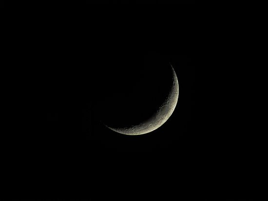 canva crescent moon