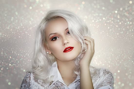 canva elegant woman with white hair MADQ5QHmZcM