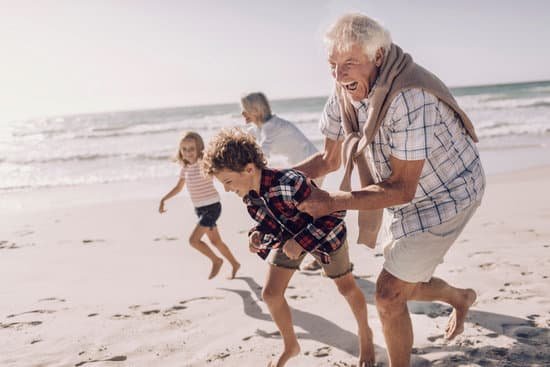canva enjoying retirement MAEJBeUdP5s