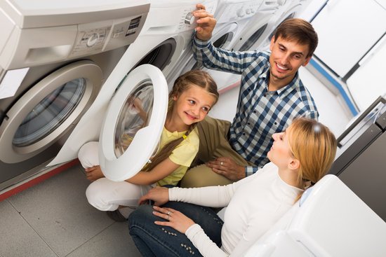 canva family selecting laundry washer MADFSdwJMDE
