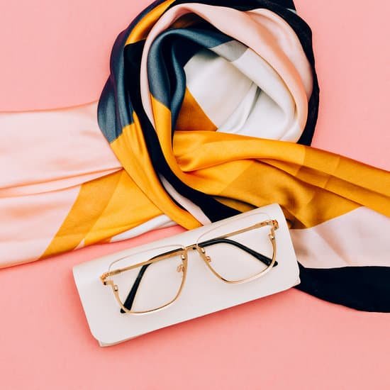canva fashion accessories scarf and glasses MAC5Kb n5 o
