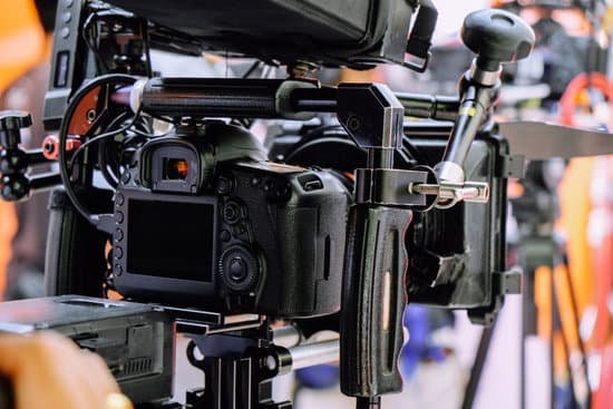 canva film crew MADR05w0fsk