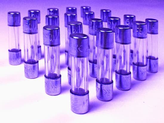 canva five ampere fuse 250 volts