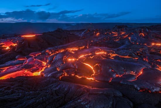 canva flowing lava in hawaii MAC5TLTGd5Q