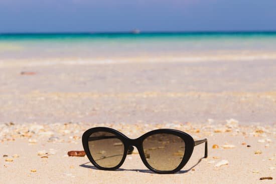 canva glasses MADAuXlfmGY