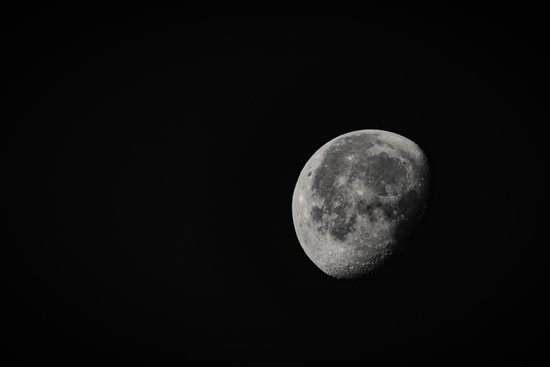 canva grayscale photo of moon MADGv20qcq0