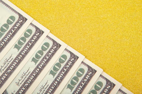 canva image of money gold background MAEOjCI 6M4