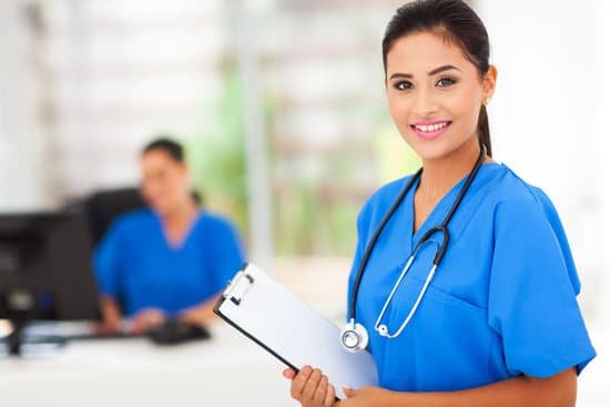 canva intern nurse holding a clipboard MADaqtsqSrI