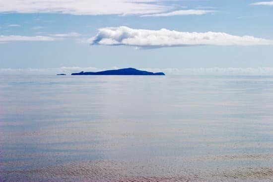 canva island MAC54ykR5lY