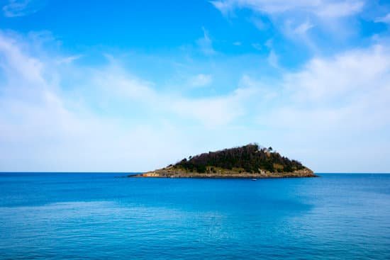 canva island MADBAo 87do
