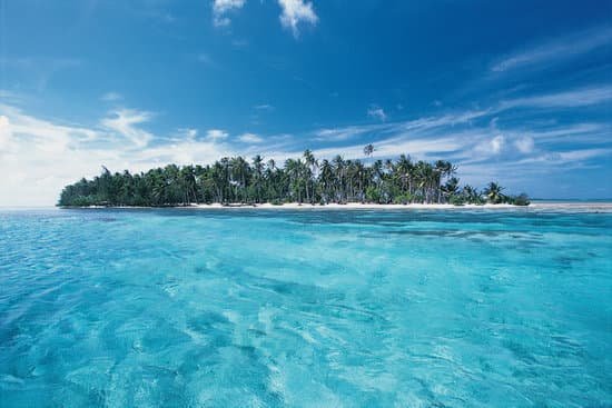 canva island atoll MAC8VU1YfwE