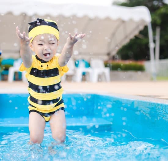 canva kid in a bee costume in the pool MADo6M3yTEg