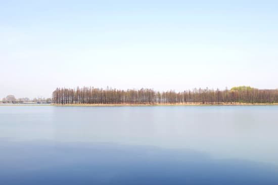 canva lake MADSKKgDOnU