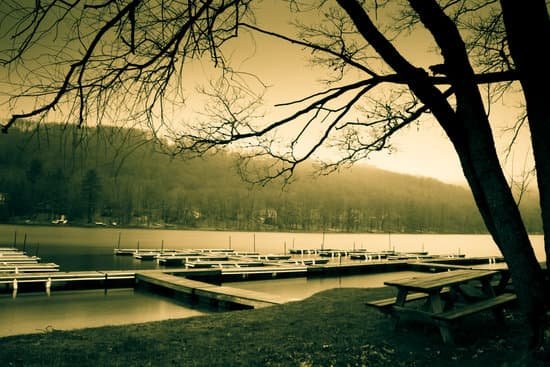 canva lake MAEJjdgb4GI