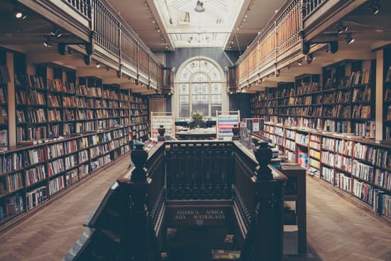 canva large antique library MADQ5p9YWFY