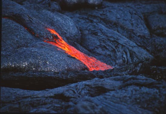 canva lava MAEJNoeTM04