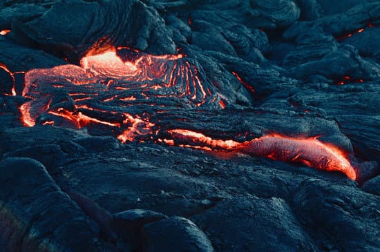 canva lava flowing MADyQ8wrh6o