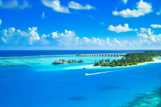 canva maldives island MADGwNabA1Y