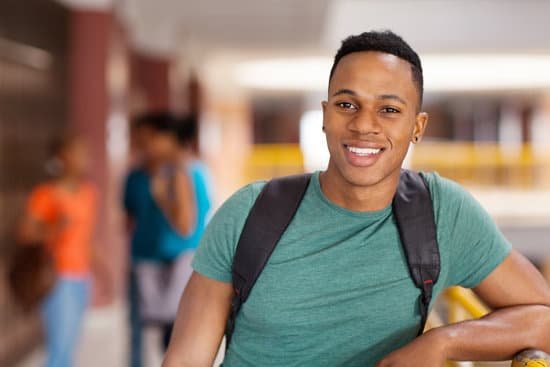 canva male african american college student MADarW3ocIM