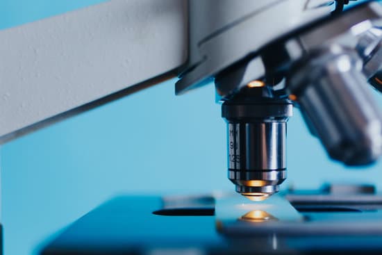 canva microscope analysis in laboratory MADQ468DnYg