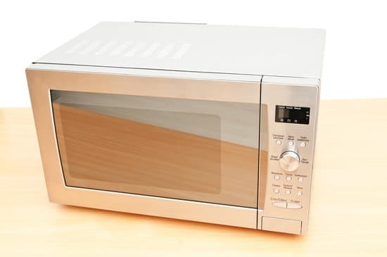 canva microwave oven on the table MAAPGGUv63M