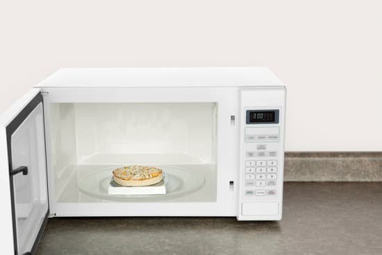 canva microwave pizza MAEE8yJ1mh4
