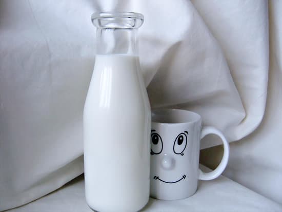 canva milk jug and cup MADQ5h93eb4