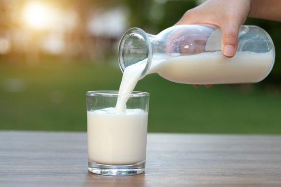 canva milkmilk bottlemilk glass MADX bOMmVE