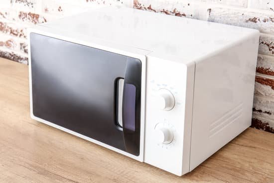 canva modern microwave oven in kitchen MAEGCfHSRaw