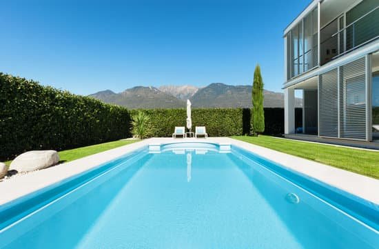 canva modern villa pool MADaqoq2yvI