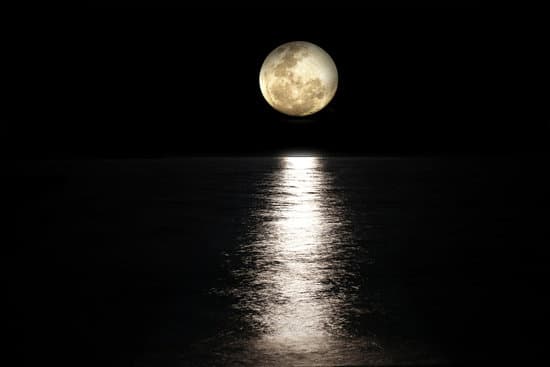 canva moon over the sea at night MADQ5J1HcgQ 1