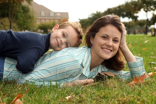 canva mothers son MAEEu6cLRgs