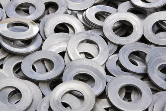 canva new oily steel washers MAED 3an7M8