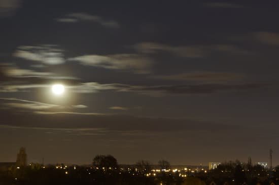 canva night MAD30C6OGLM
