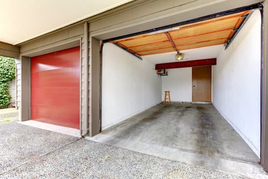 canva open garage. MADaq L1p70