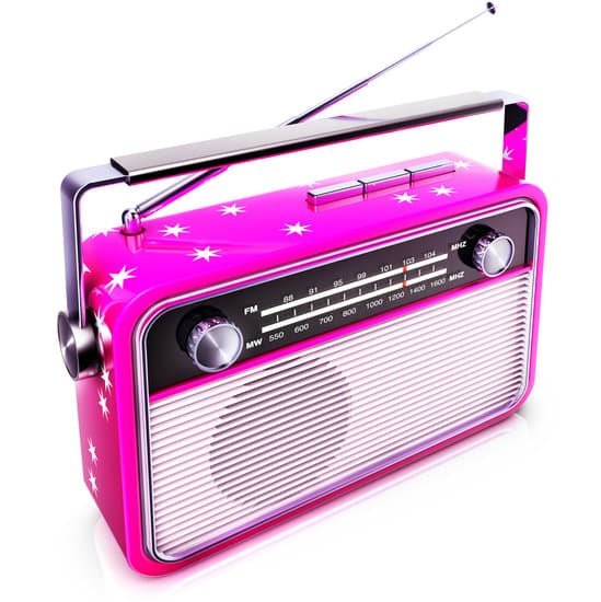 canva pink radio MAC9HuPHw68