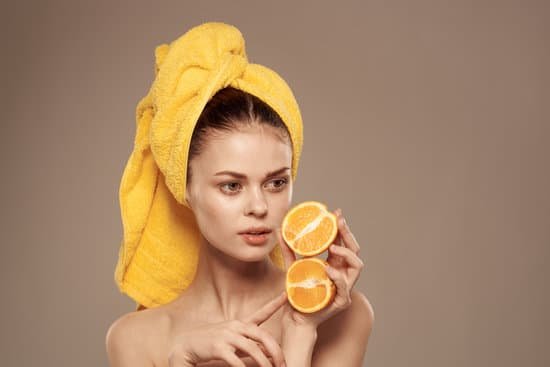 canva pretty woman clipped twigs naked shoulders citrus vitamins cosmetics MAELpAHohik