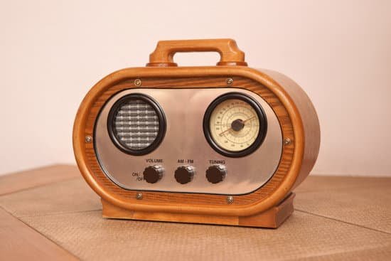 canva radio