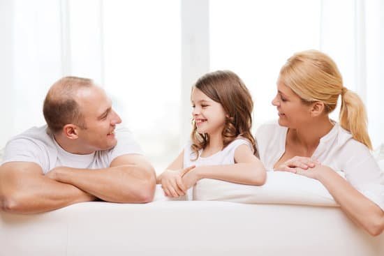 canva smiling parents and little girl at home MAA8BbS0zpE