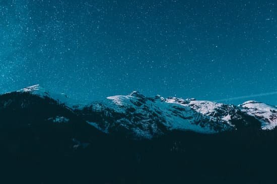 canva snowy mountain view at night MADUia4GVCc