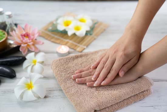 canva spa and hand spanail spa