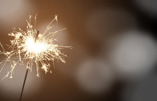 canva sparkler new years eve MADerUqiUjM